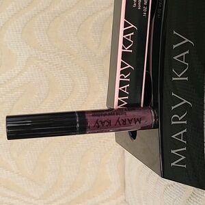 Mary Kay Purple Nova Liquid Eyeshadow. New in Box.